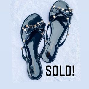 FLIP FLOP DESIGNER STUDDED JELLY SANDALS